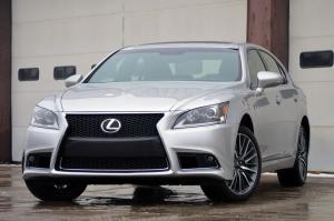 Lexus LS460 F-Sport AWD 2013 года